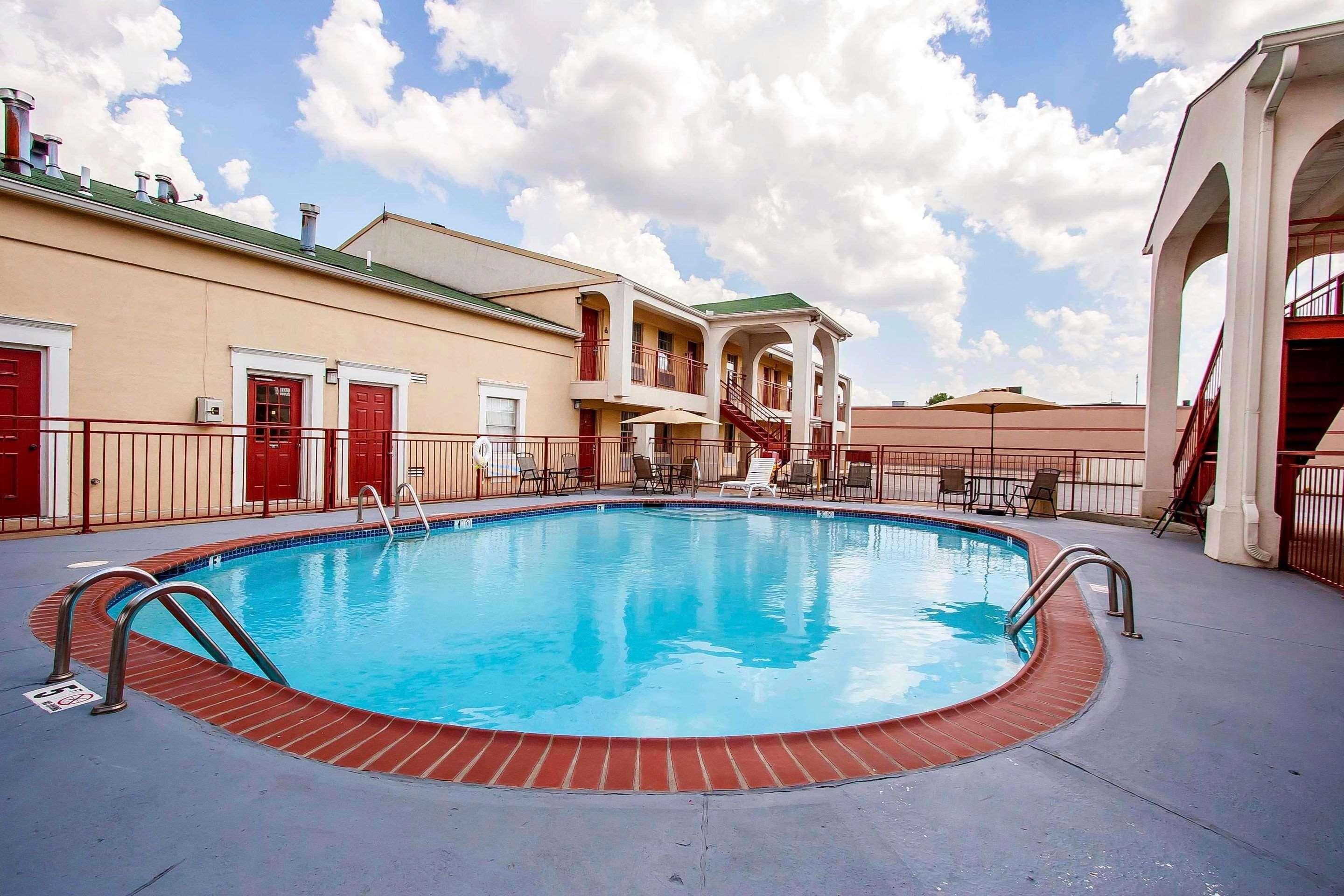 Quality Inn & Suites Covington Esterno foto