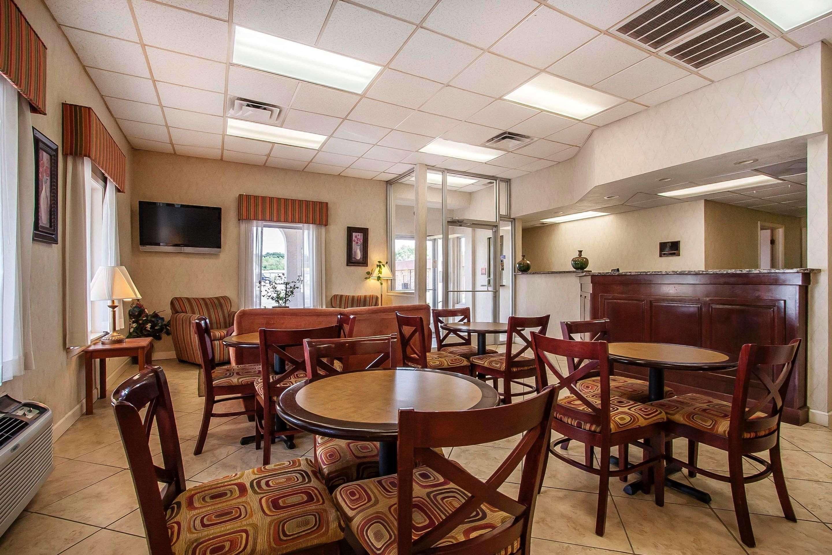 Quality Inn & Suites Covington Esterno foto